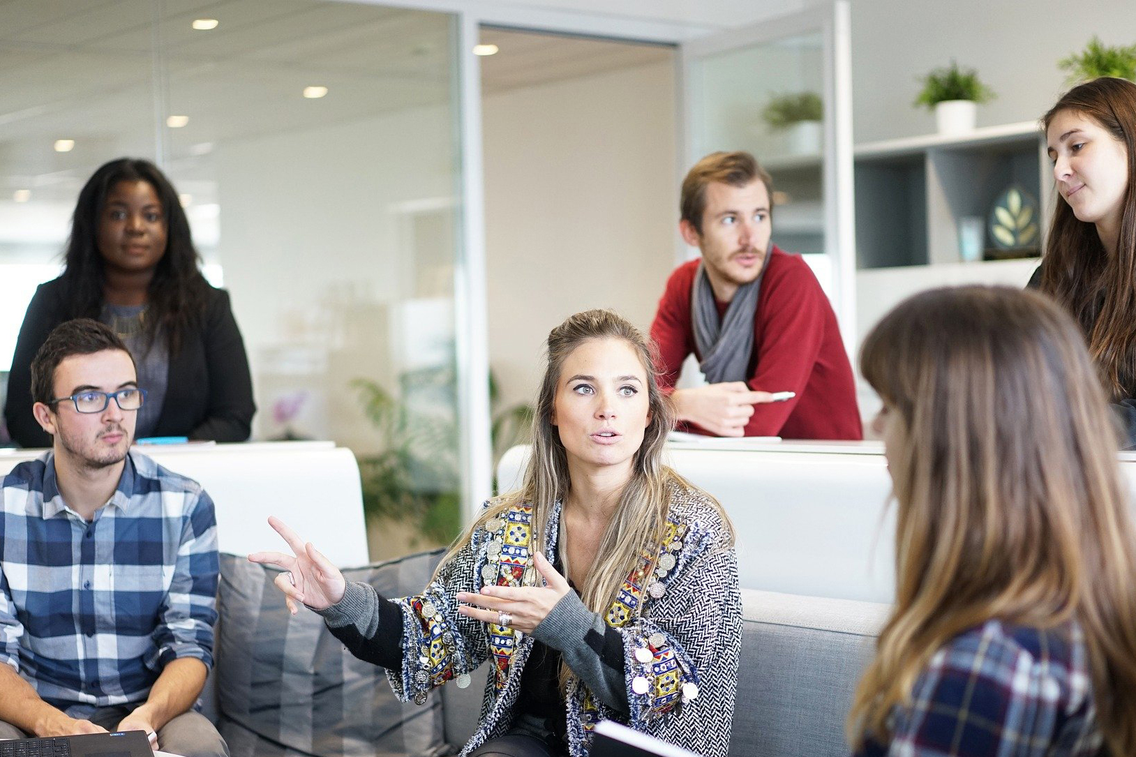 Angebot für Bachelor und Master Absolventen (m/w/d) 